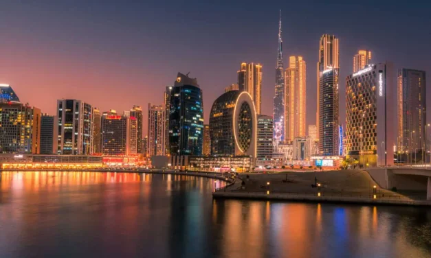 Dubai Vizesi Başvurusu: İş Seyahatiniz İçin Eksiksiz Rehber [2025 Güncel]