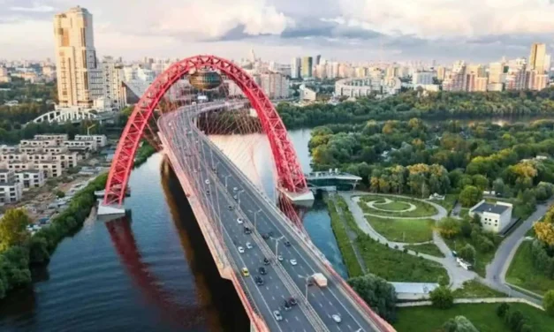Rusya Vizesi 2025: İş Sahipleri İçin Detaylı Başvuru Rehberi, Ücretler ve E-Vize Süreci