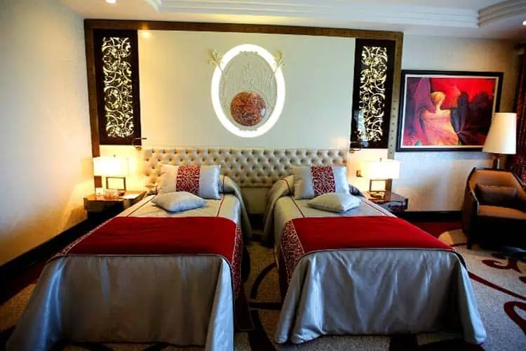Cyprus Honeymoon Hotels